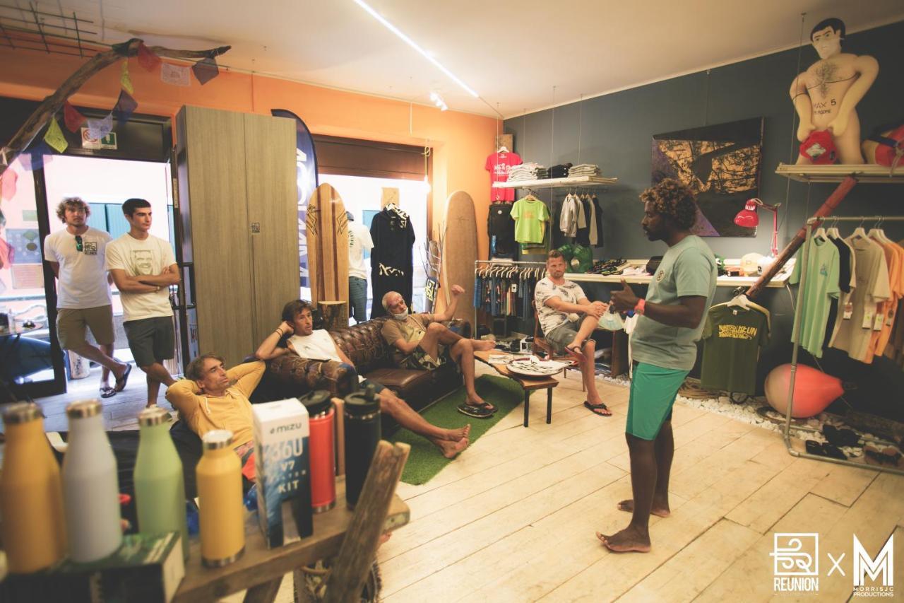 "La Locanda" Campione Del Garda Hostel Екстериор снимка